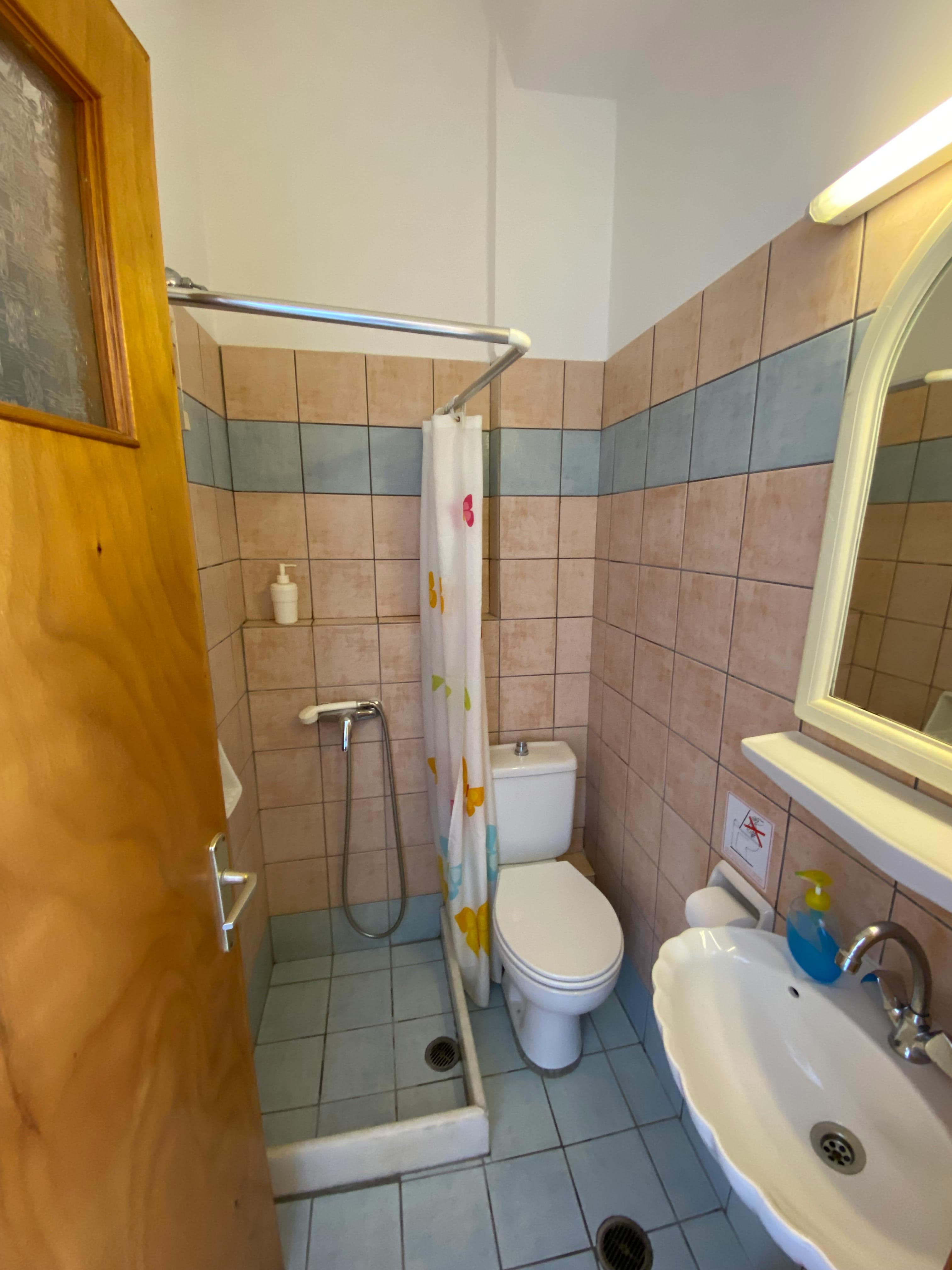 Double Room Bathroom