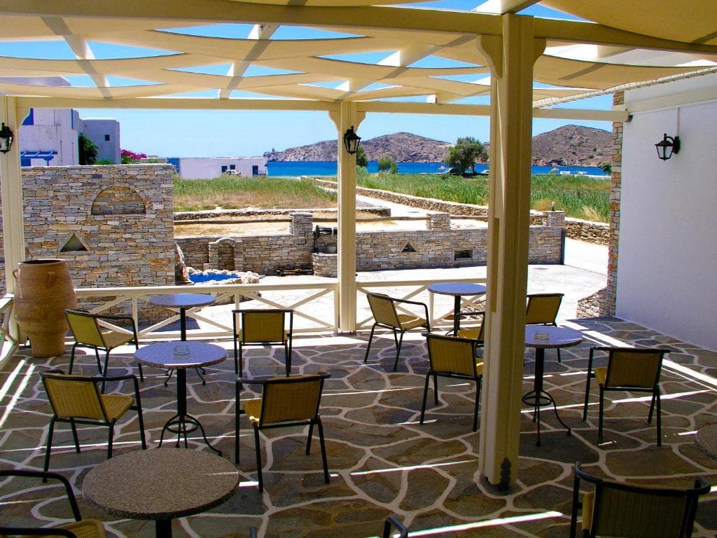 Helena Hotel Terrace