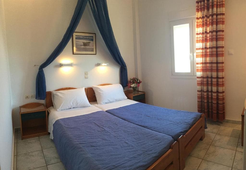 Single Room Mountain View